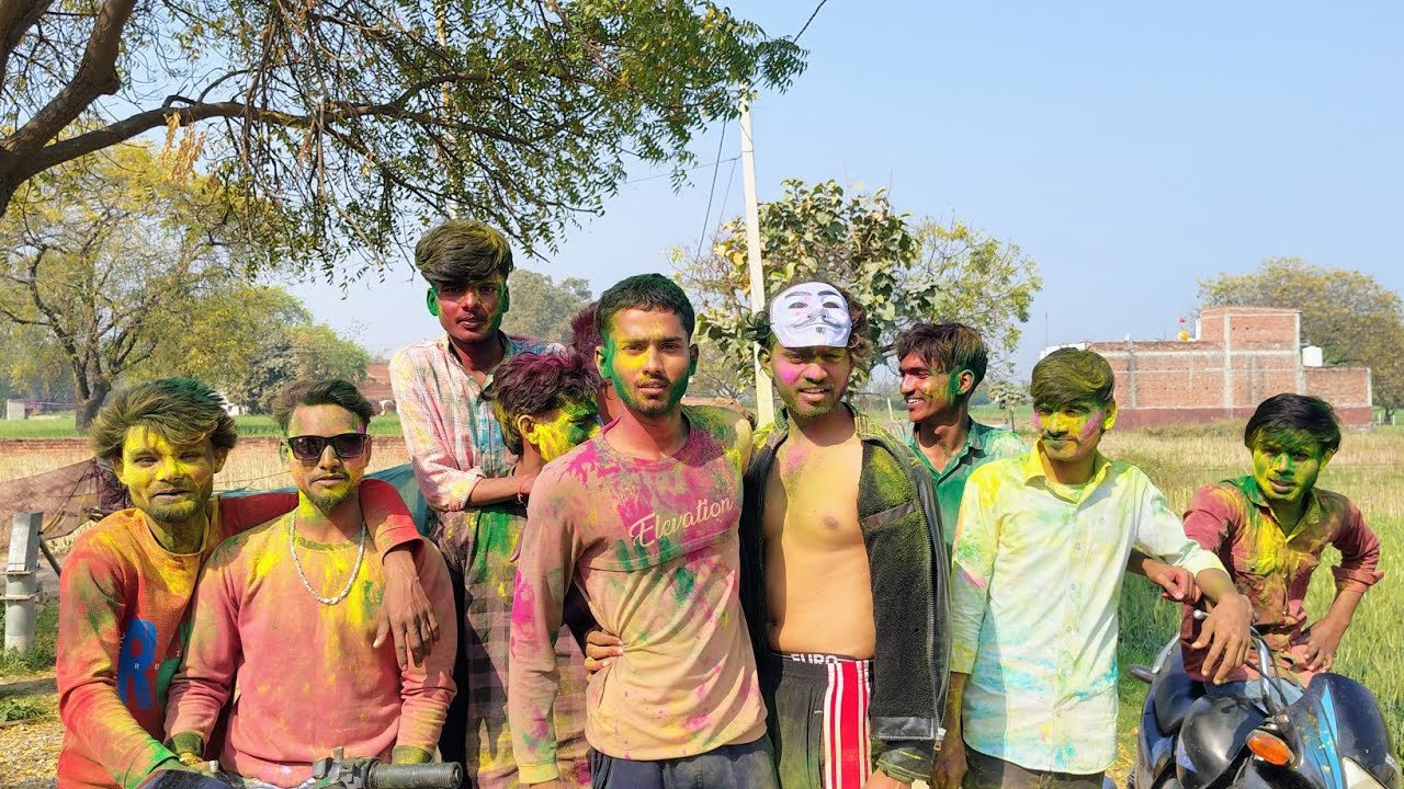 Holi 2026 me dosto ke sathe bahut maja aya 😂
