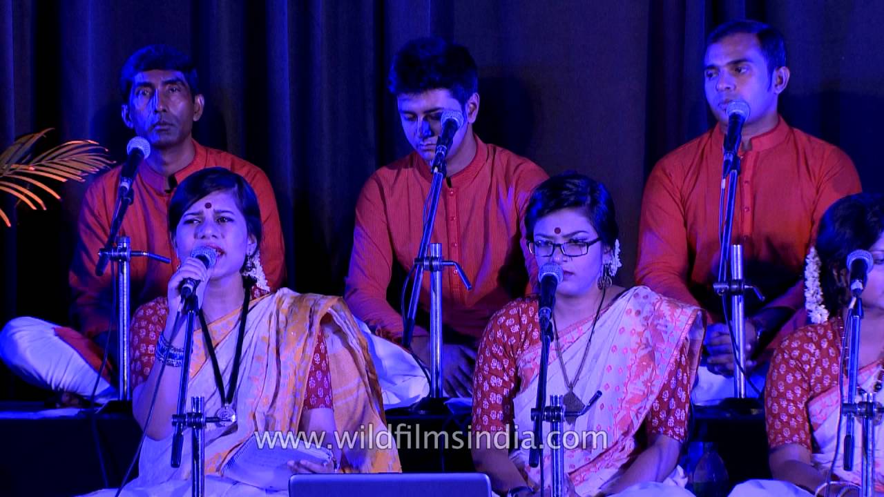 'Srabon Ghono Gohon Mohe by Sharad Protiti' - Rezwana Choudhury Bannya's group Shurer Dhara