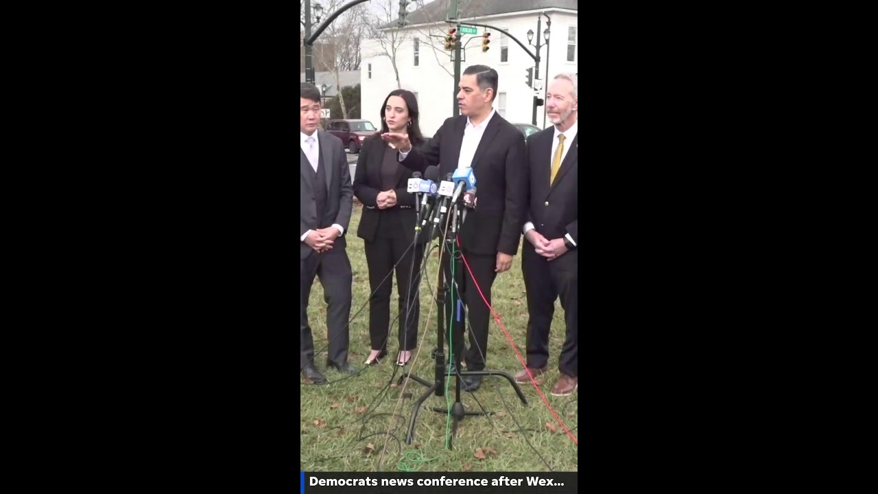 Democrats news conference after Wexner deposition 📱