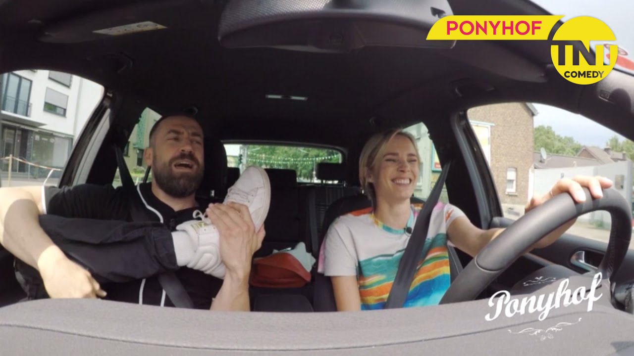Warner TV COMEDY | PONYHOF | MIXTAPE: BÜRGER LARS DIETRICH