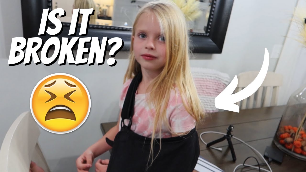 POSSIBLE BROKEN ARM | GIRL FALLS WHILE WEARING ROLLERBLADES AND RIDING SCOOTER AT THE SAME TIME