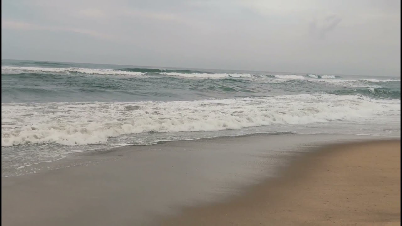 Chennai - The Bay of Bengal Beach Overview