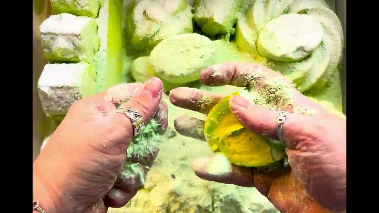 Calcium carbonate, gym chalk & cornstarch | green reforms | powdery | satisfying | asmrgymchalk
