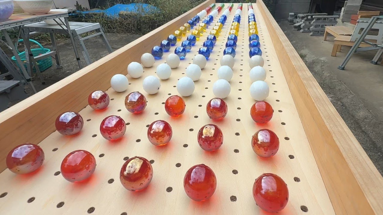 マーブルラン106 marble run 流末雨どい2本並列　回って落ちる映像　ショートムービー動画