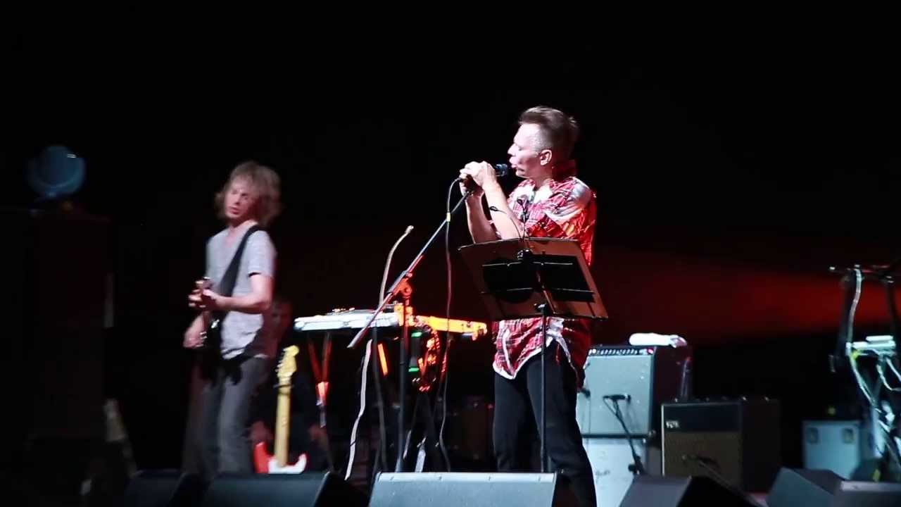 Малек - Мумий Тролль (LIVE Донецк 20.11.2013)