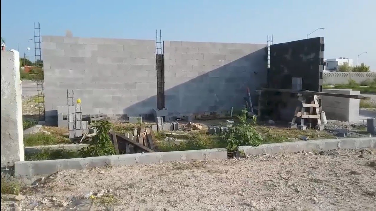 ¡Peligro! Bardas de 3.20 m pueden Colapsar
