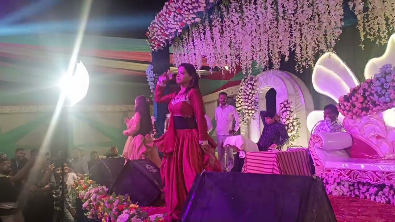 नाचे नागिन जैसन गे  #viral #treanding #newsong #newpost #bhojpurigana #stage so #treandinggana 