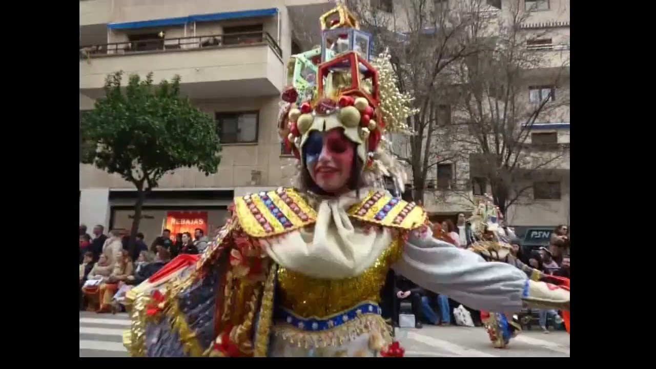 Desfile de Carnaval de Badajoz.Comparsa Bakumba.15-2-2026.MP4.