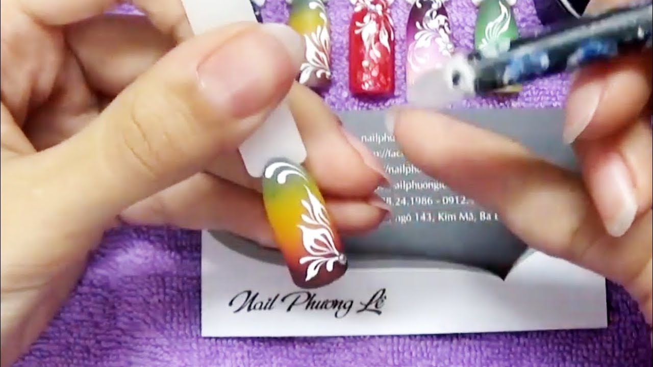 Video thực hành học làm nền móng ombre nail và vẽ hoa văn họa tiết trang trí lên móng