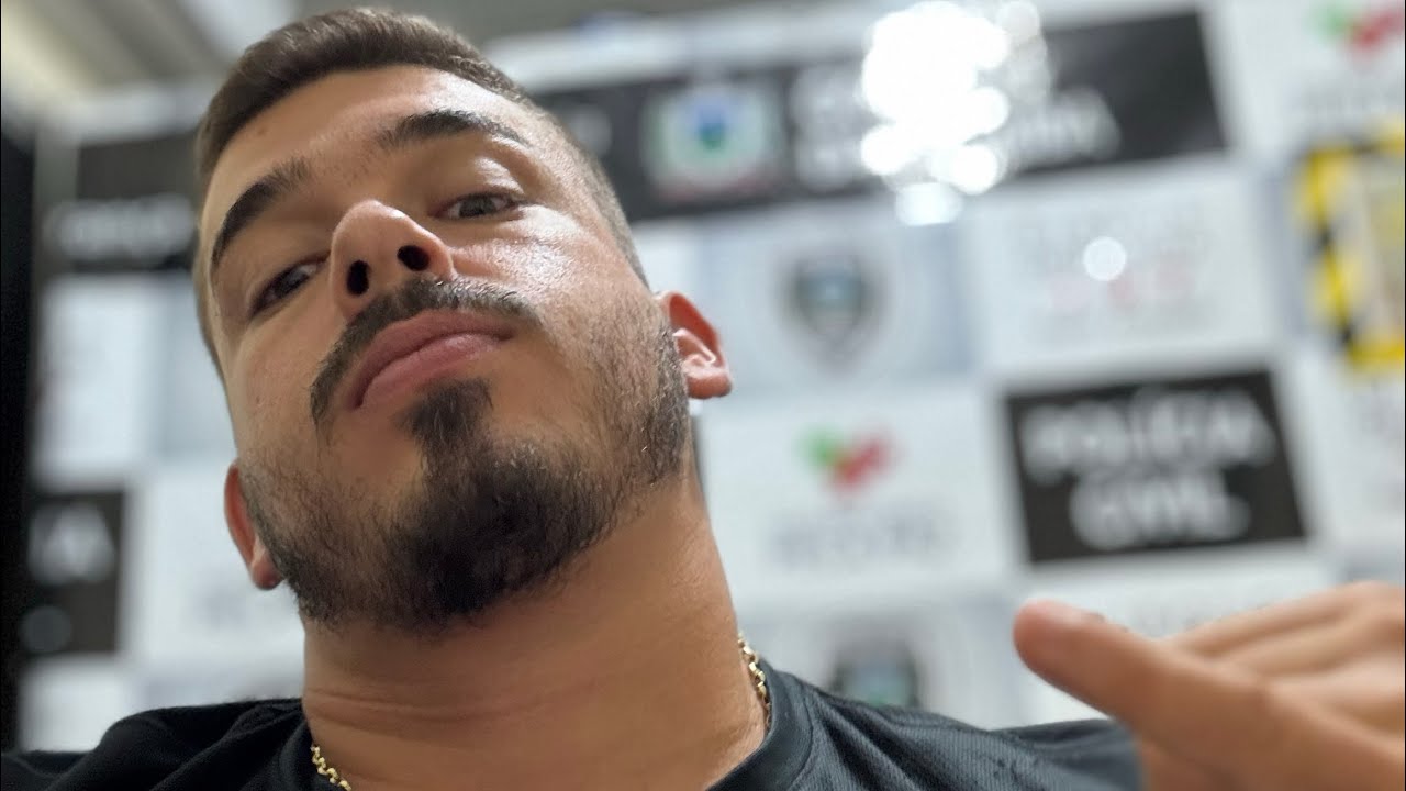 Essa humilhação me fez estudar para concursos.
