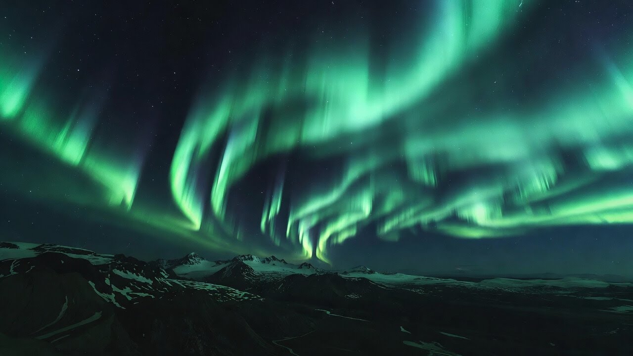 Aurora Borealis Sleep Music – 1 Hour | Deep Calm & Night Relaxation 🌌✨