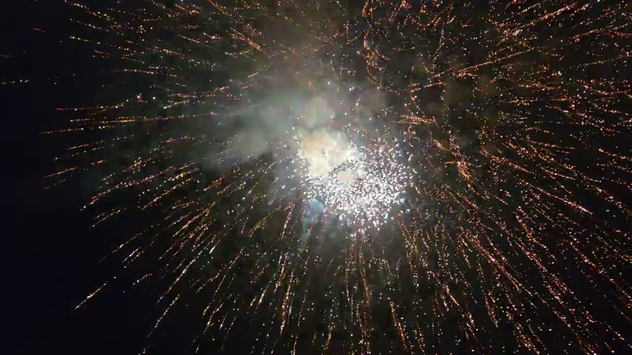 Exploding stars 100 shot Fireworks cake