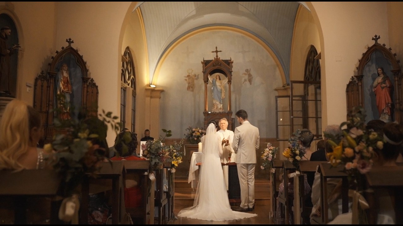 Casamento na Capela Nossa Senhora da Glória: Ingrid e João em Curitiba