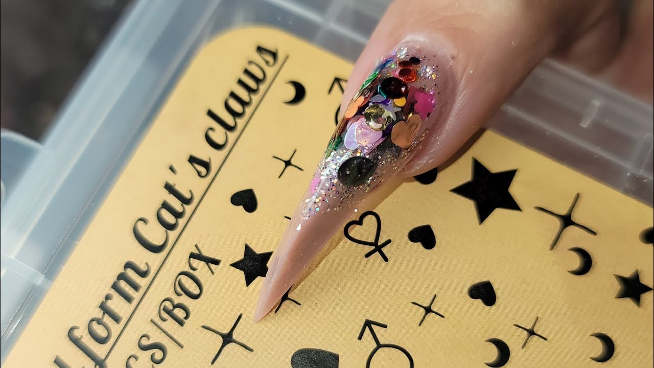Enailcouture.com new Russian dual form in cat claw #nails #nailgelart #nailart #nailtutorial #fyp