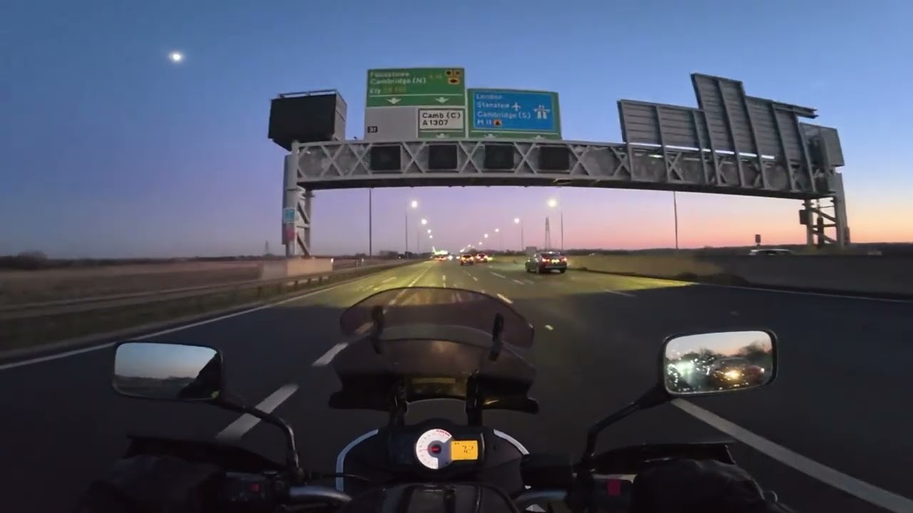 NYE Dusk ride into the city