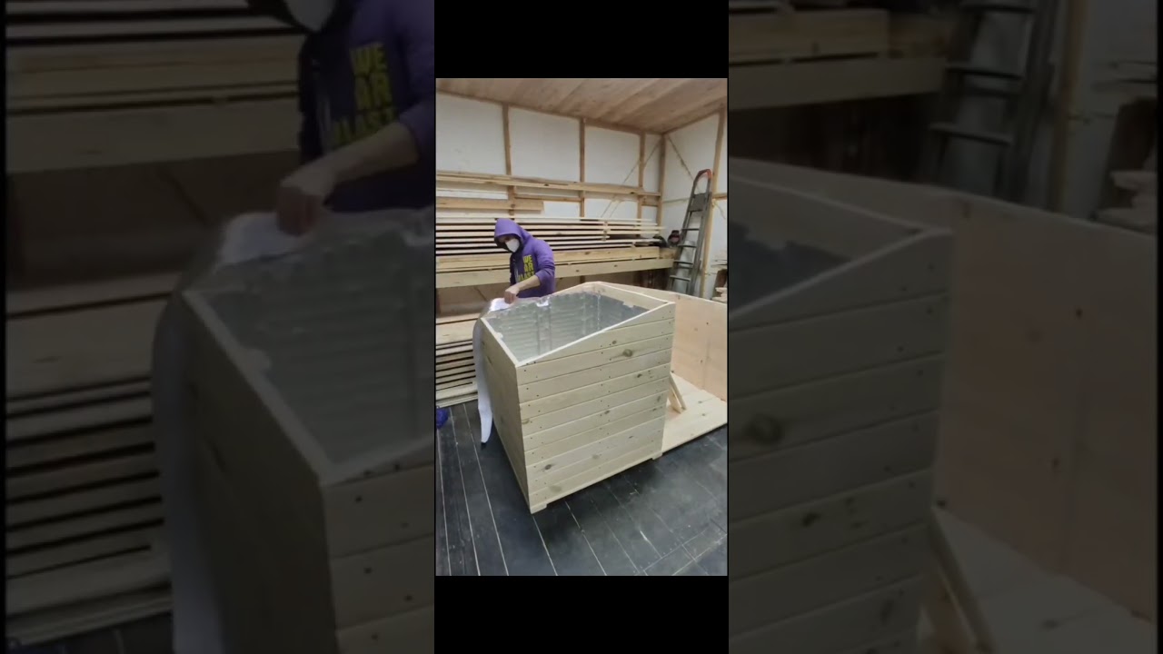 Виготовлення будка з терасою для собаки масив сосни Making a dog house with a terrace made of solid