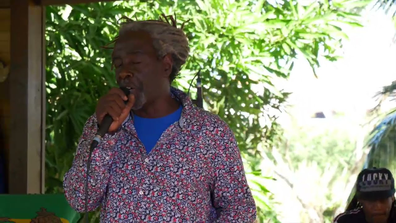 Madah One Shot 2 - Skanky D chante  " Que dire que faire "