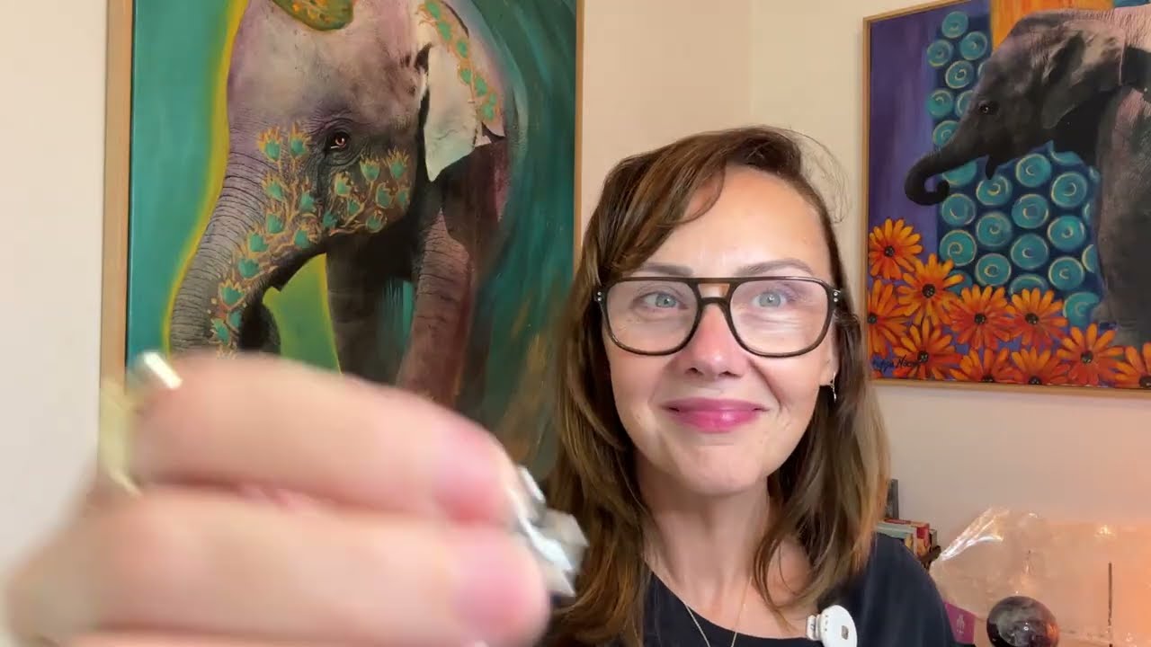 Capricorn 9-16th March: Expressing with CONVICTION and STRENGTH. Weekly Tarot & Affirmation.