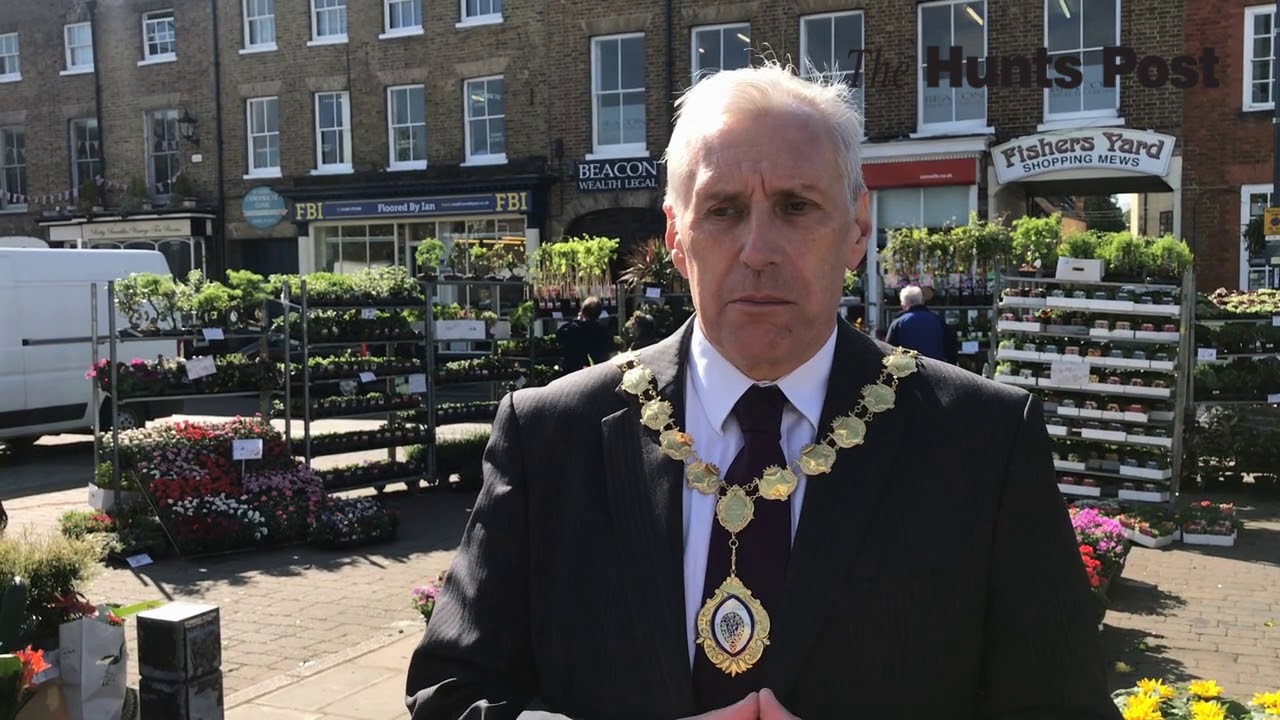 News shops and the St Neots masterplan discussed by the mayor