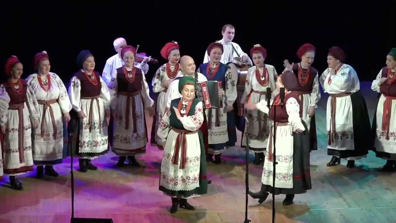 Народний фольклорний ансамбль 