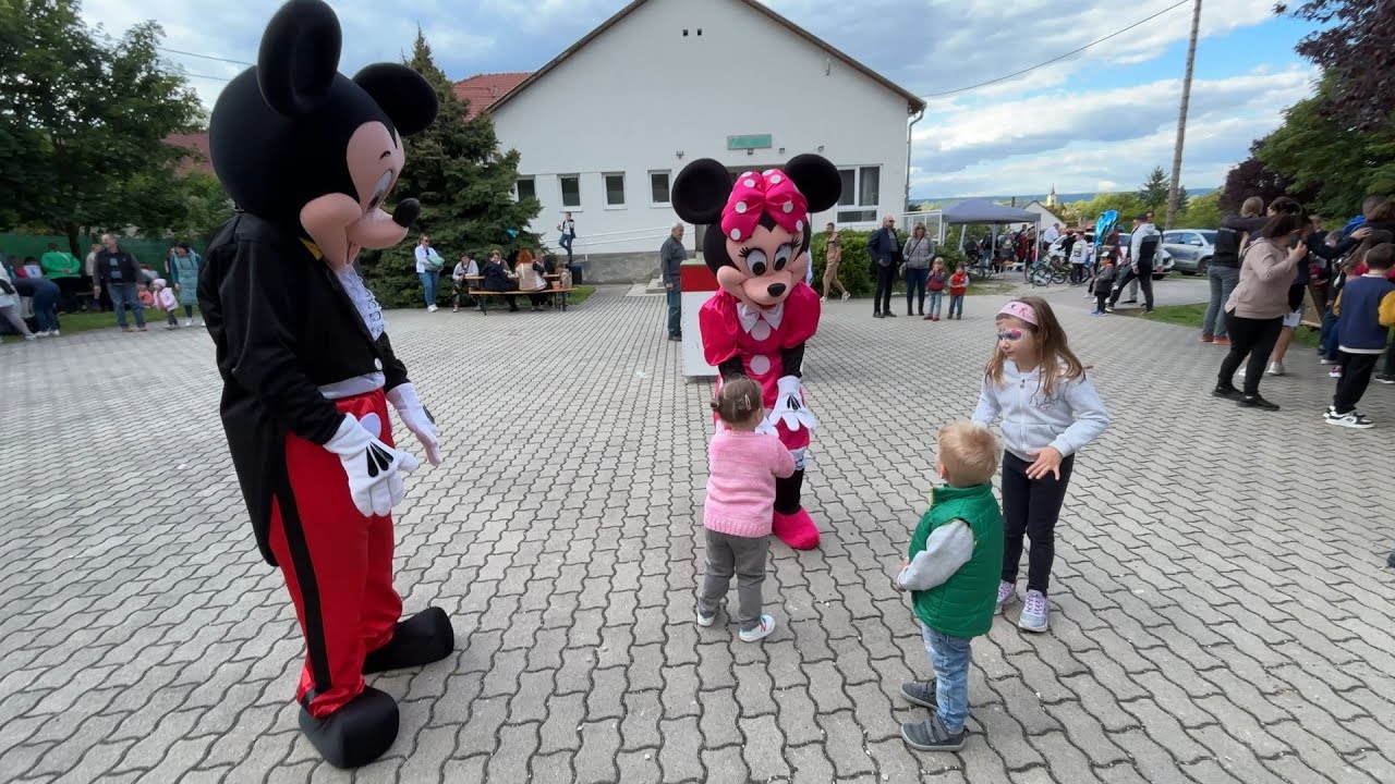 🎈 Gyereknap Magyaralmáson 2025 – Kacagás, Lufi és Csillámpor! 🎉