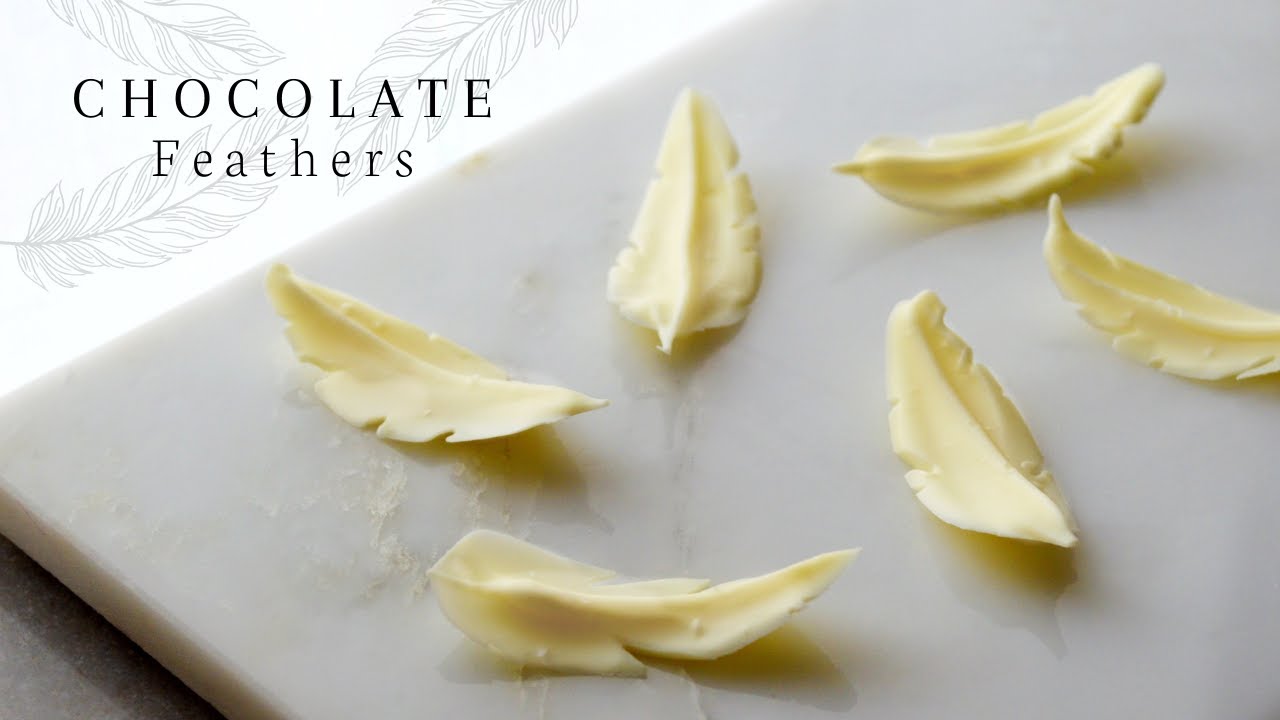 DECORAZIONI DI CIOCCOLATO BIANCO  * PIUME & TIMBRI * | Denise Castagno |