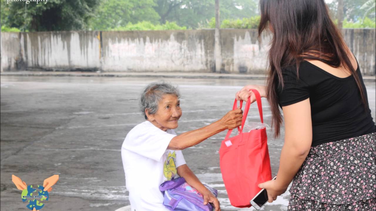 Hardworking 75 year old woman. - Donation Drive by Make A Change PH