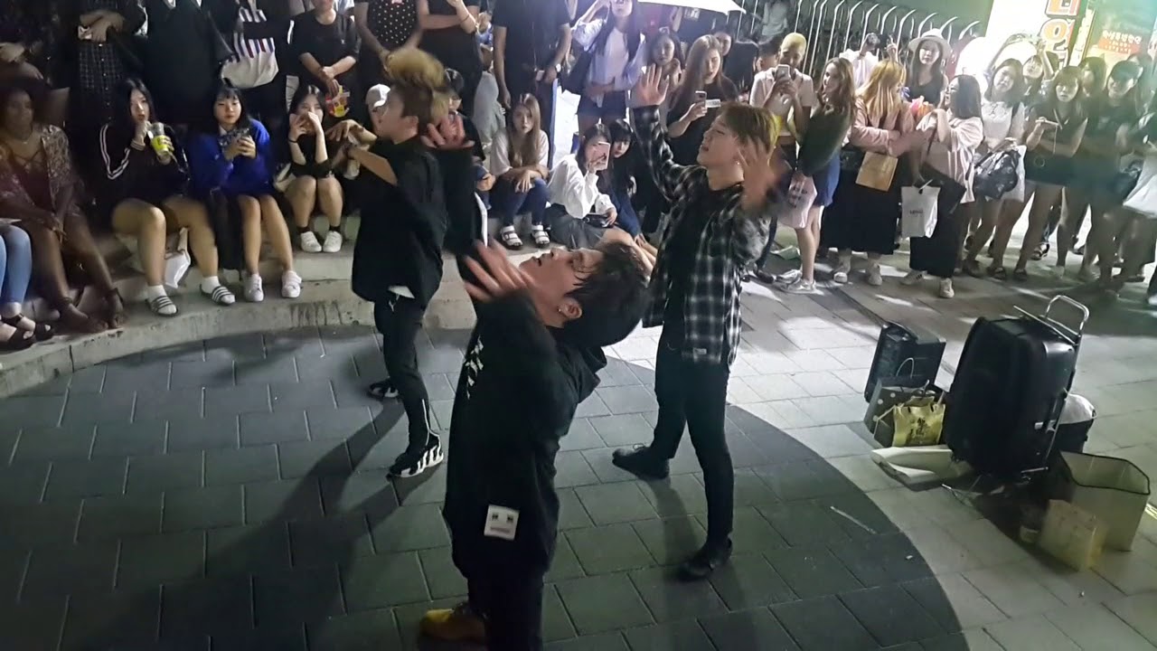[DOB 디오비 김효진 이태영 김태유] EXO ☆MONSTER☆ 커버안무 홍대버스킹 20170831목 [Hongdae Kpop Street Dance]