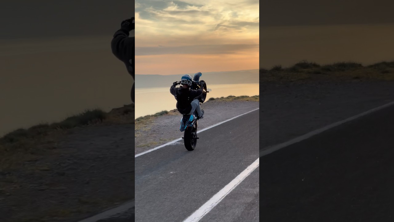 Into the Sunset❤️&zwj;🔥  #motorcycle #exc450 #bikelife #ktm #motocross #riding #entertainment #sunset