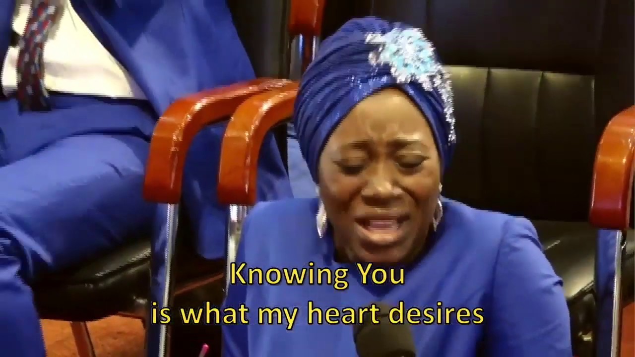 Favour Joseph & Paul Enenche : Sweet Holy Spirit you are  welcome /Dunamis worship songs