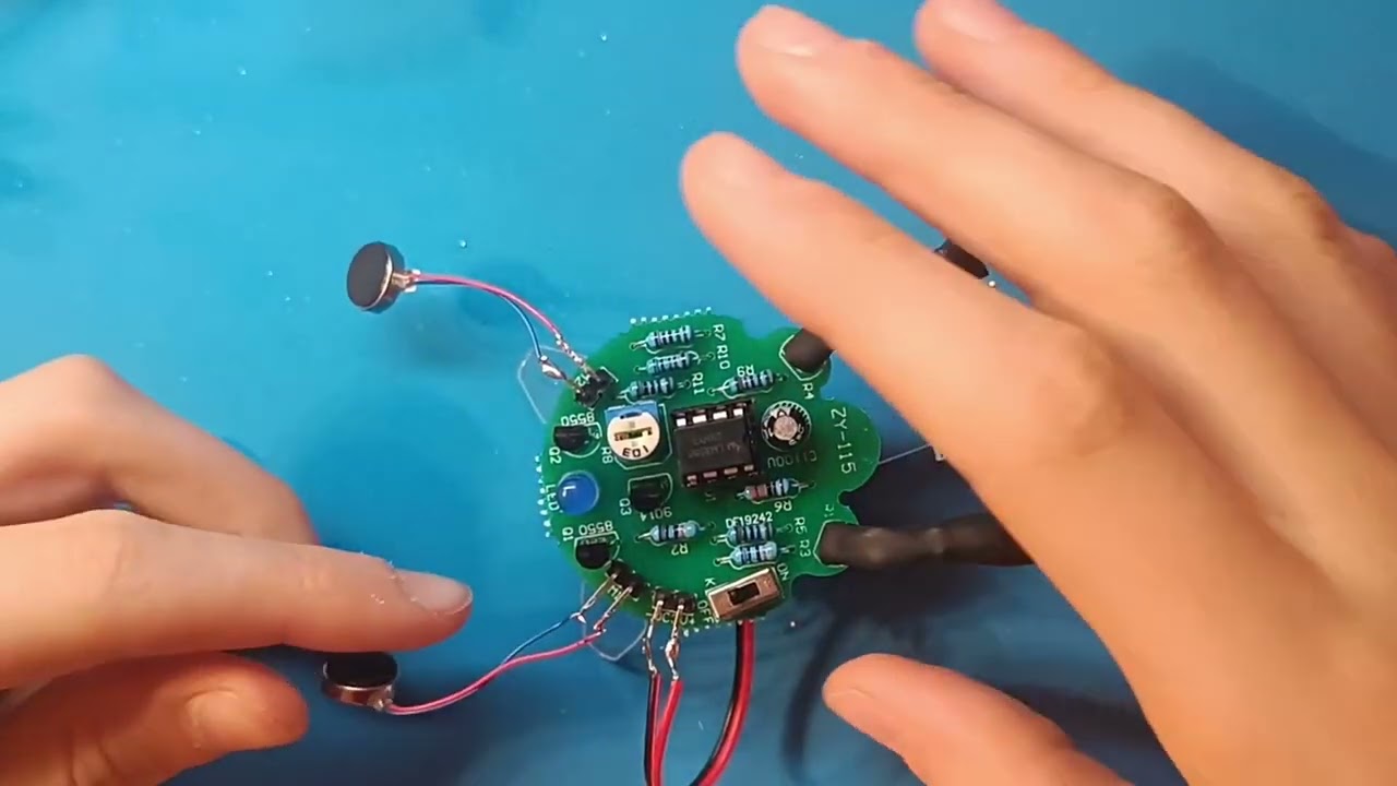 Electronics soldering: Light-following Robot