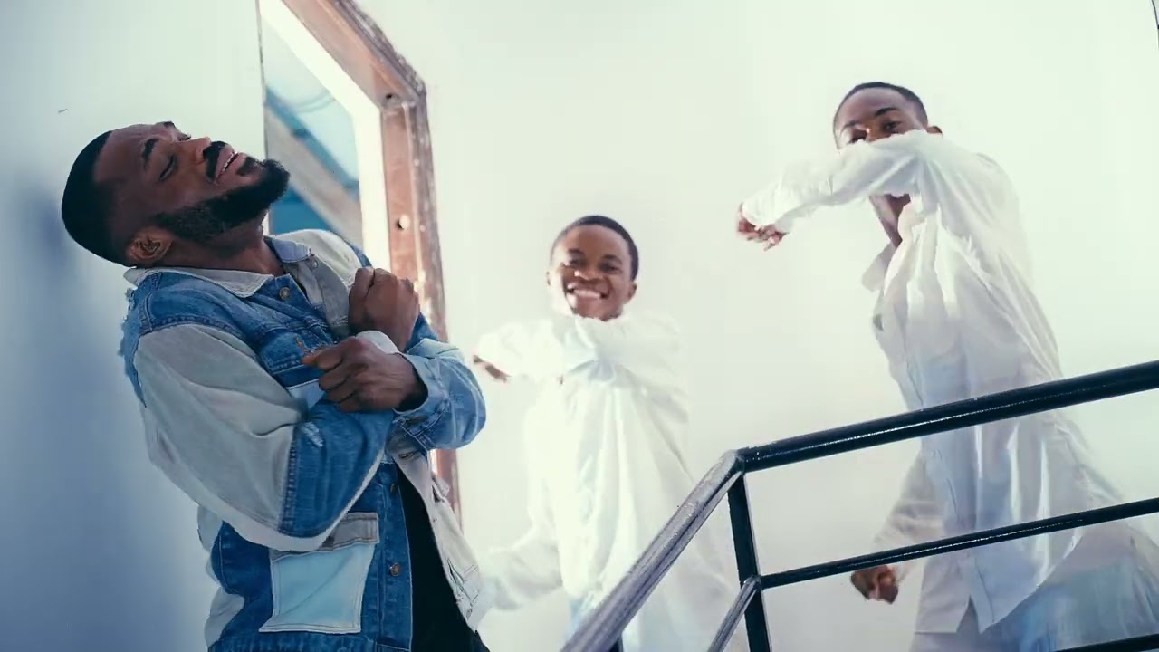 ELIE GATA -  DJÔLO (Clip Officiel)