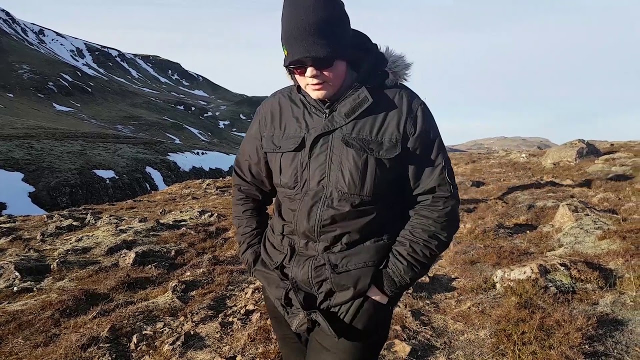 Í fótspor skáldsins