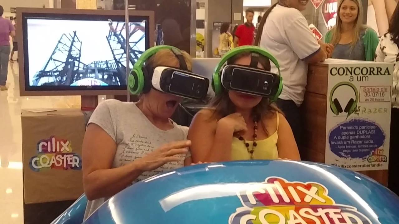 Montanha russa virtual com a Rose e a Lara
