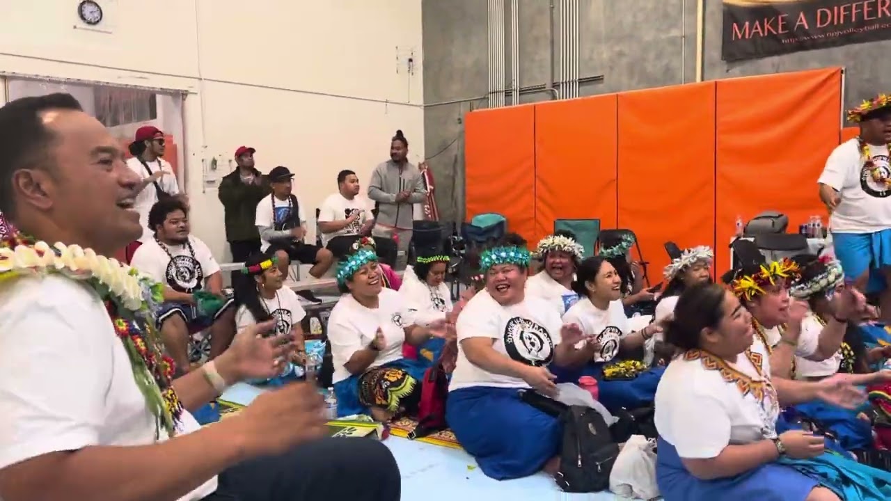 Houk Rhipweraan - October 1, 2023- Sunday - Day 3 - Salem team singing during lunch break.