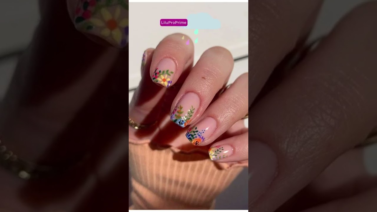Trending summer nails 2022