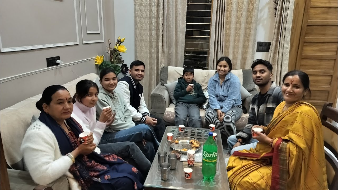 आज बर्थडे पार्टी में 🎂🎂🎉🎉🎈🎈❤️❤️🎁🎁