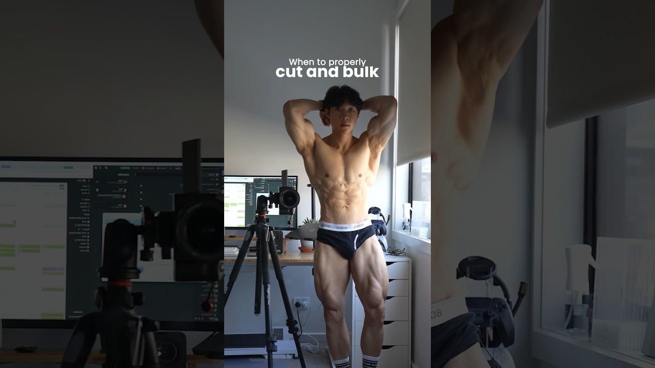 When should you CUT and BULK to optimally build muscle?