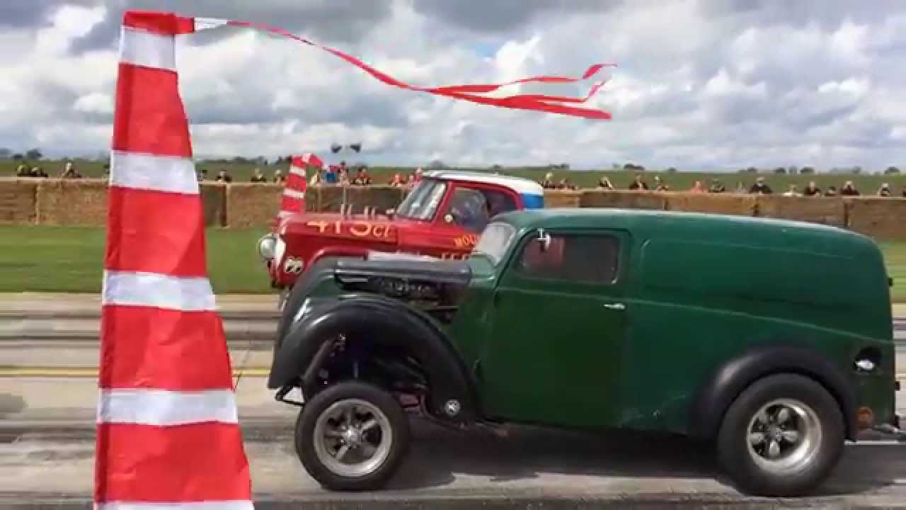 Atomic Vintage Festival 2015 - Gasser Circus VHRA Drag-Strip