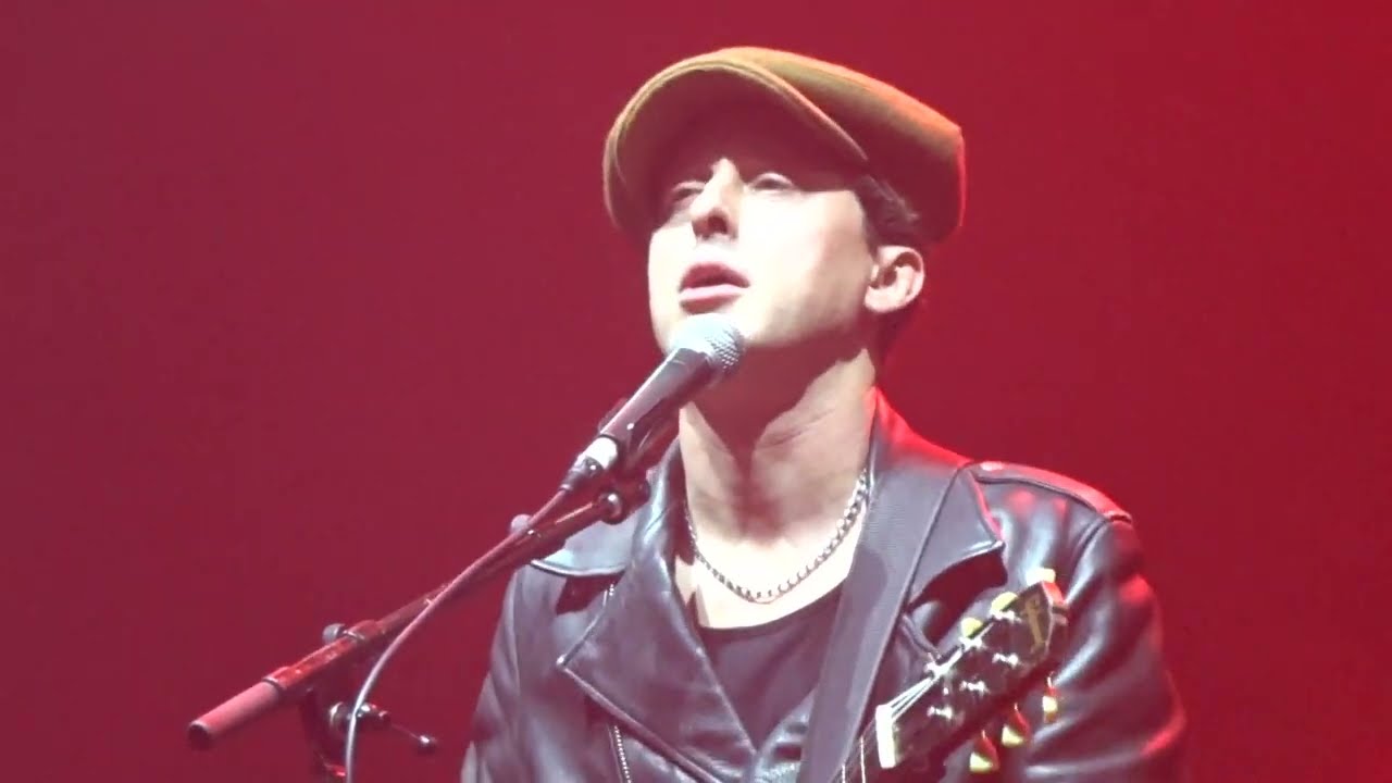 The Libertines - Mustangs (Live song from New Album) Paris, Le 104 - 29/02/2024