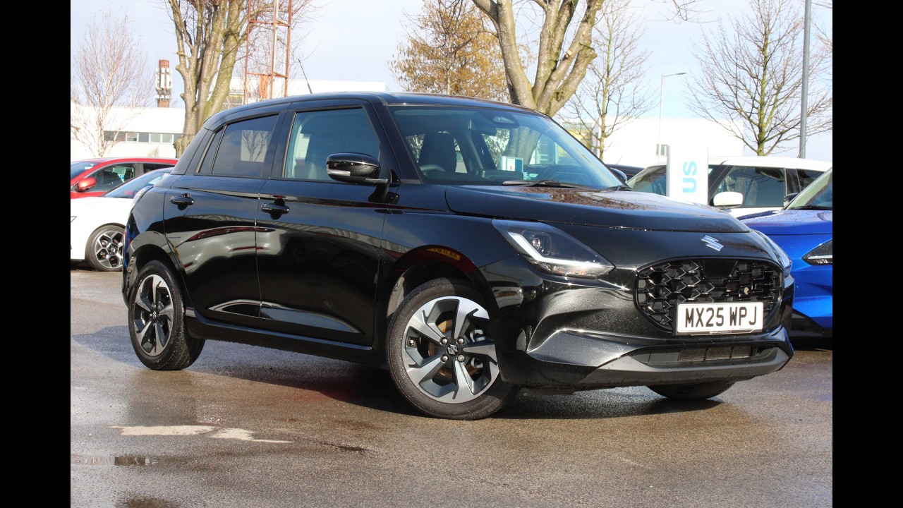 MX75 WPJ Suzuki Swift Ultra 1.2 MHEV Super Black Pearl 2025