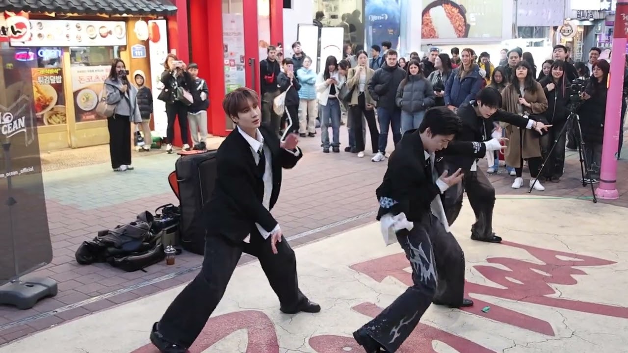 KPOP&JHKTV]Mocean in hongdae kpopdance#Crazy Form#ATEEZ#모션 찬욱홍대케이팝댄스##모션 찬욱홍대케이팝댄스#미친폼