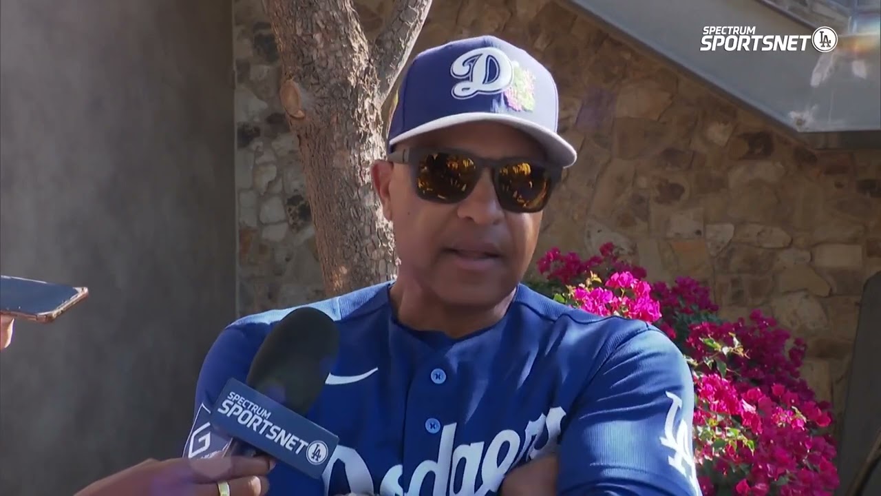 Dave Roberts Talks About Roki Sasaki