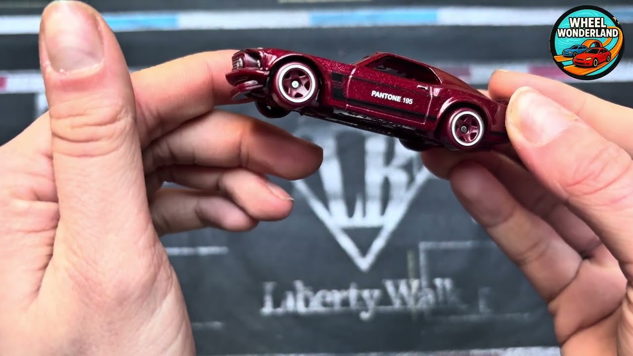 Hot Wheels ’69 Ford Mustang Boss 302 | Pantone 195 | Silver Series Unboxing | 2/6 | 2026 🏎️💨