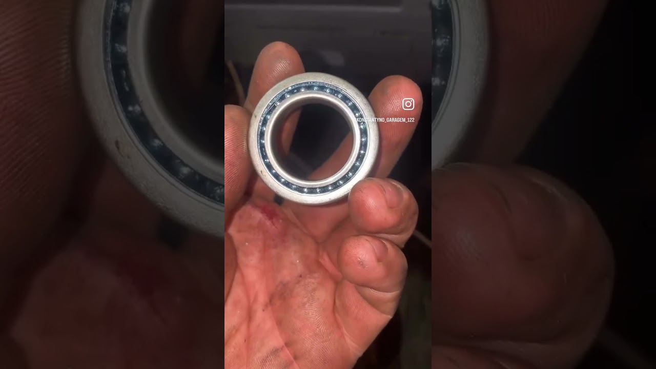 Condenaram a caixa e direção dele trocou e continuou o defeito. 😬😬