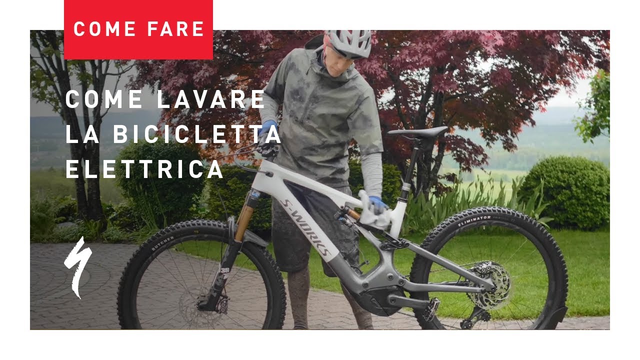 Lavare la bicicletta elettrica senza fare danni | con Viktor Armbruster | ITA
