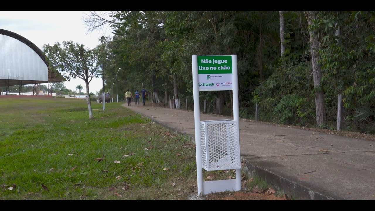 INSTALA&Ccedil;&Otilde;ES DE LIXEIRAS NO PARQUE LAGOA DA GAR&Ccedil;A EM JU&Iacute;NA