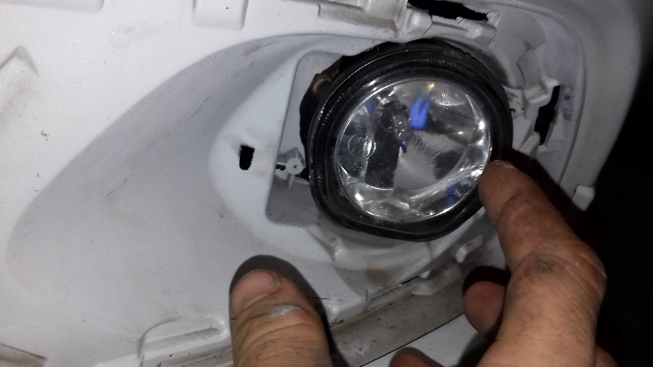 Farol  de milha  logan  2015