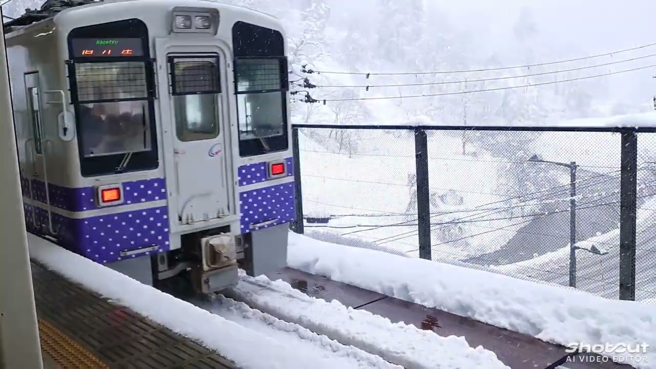 大雪の時にほくほく線に乗ってみた。(ほくほく大島駅へ)