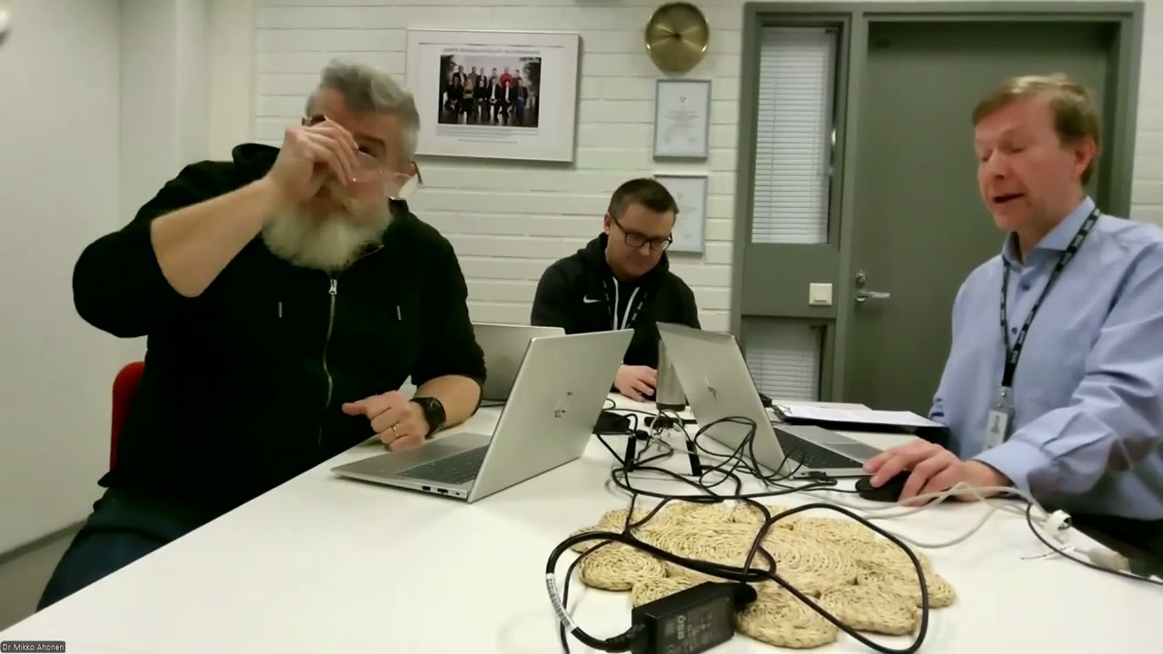 Datapaja 3 paneelikeskustelu